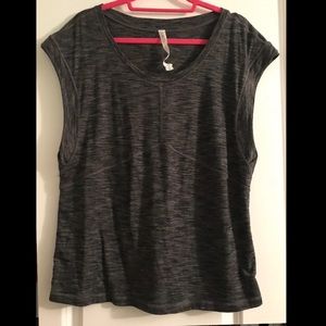 Lululemon workout top